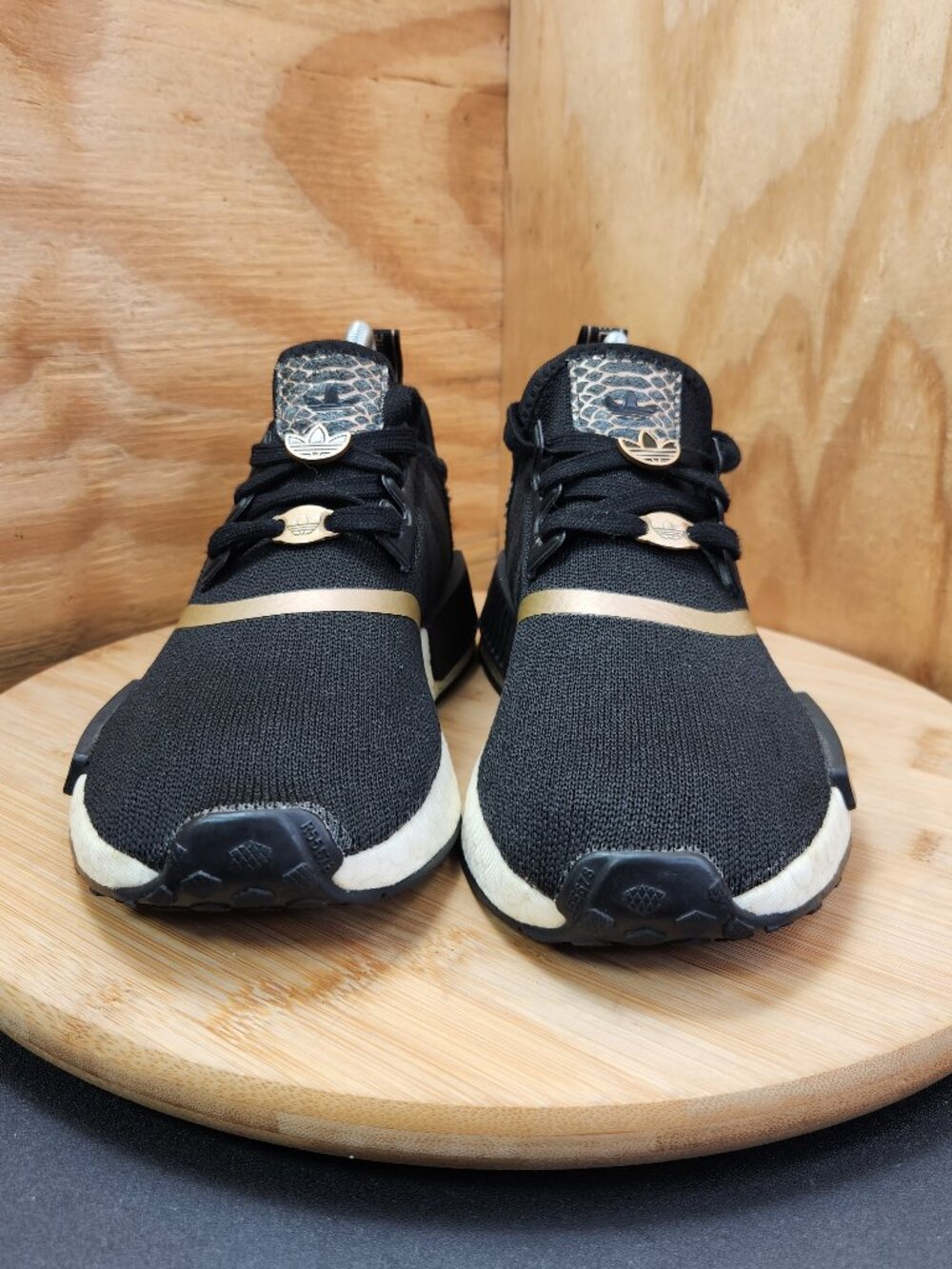Adidas NMD R1 Womens Black Sneakers Size 7 - Picture 2 of 10